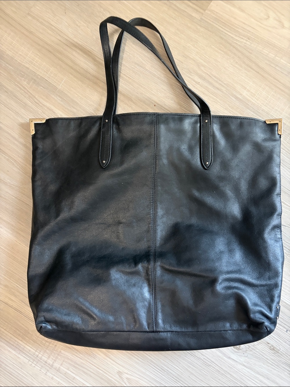 Vintage- Black Leather Tote with Gold Corner Accents - Coach - Picture 7 of 9